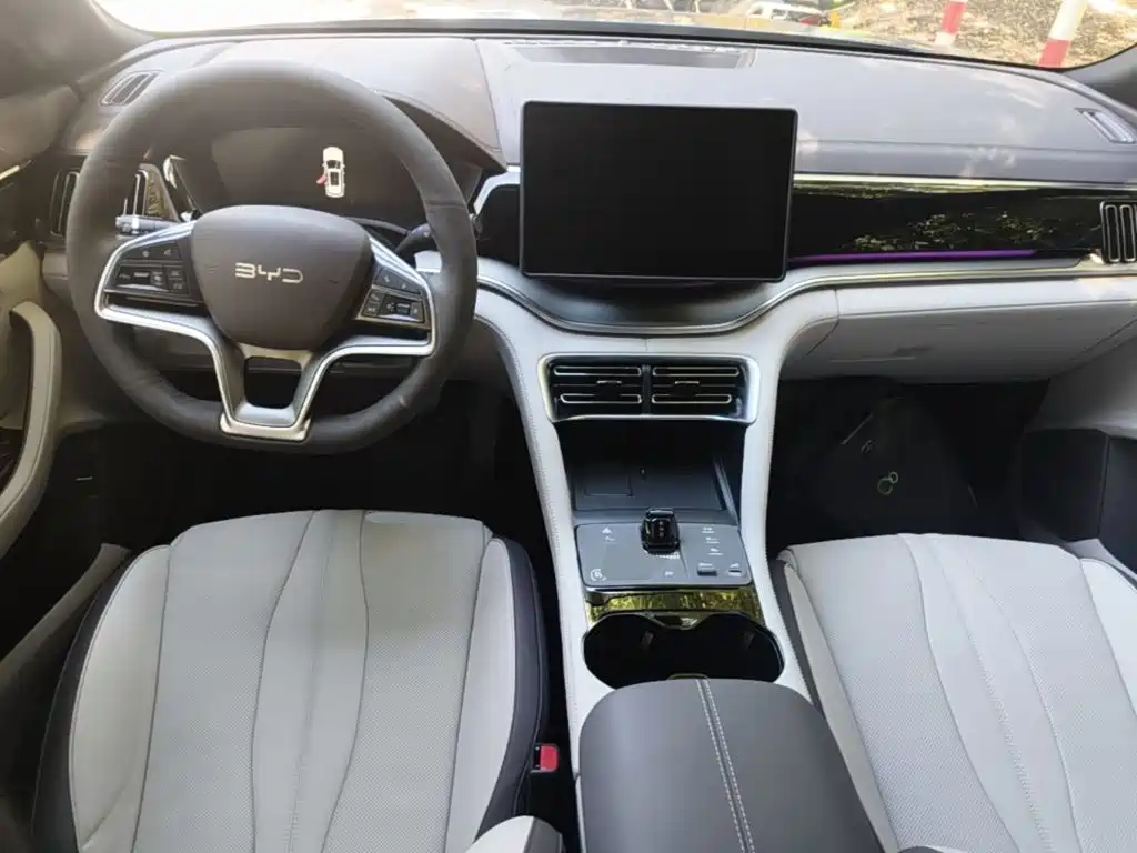 BYD Song PLUS PHEV 2025 2025 DM-i 112KM Honor