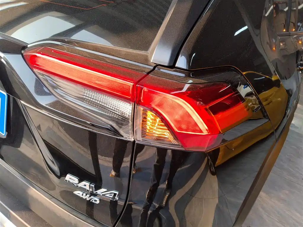 Toyota RAV4 Rongfang 2022 2.0L CVT 4WD Trend Plus Edition фото 24
