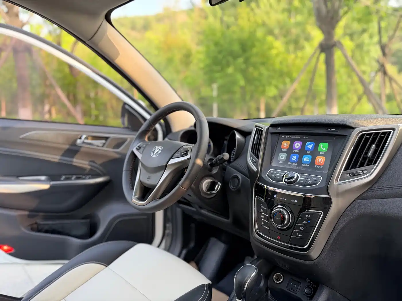 Changan CS35 2017 2017 1.6L Auto Luxury