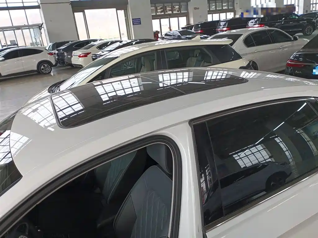 Volkswagen Sagitar 2023 300TSI DSG Surpassing Edition фото 21