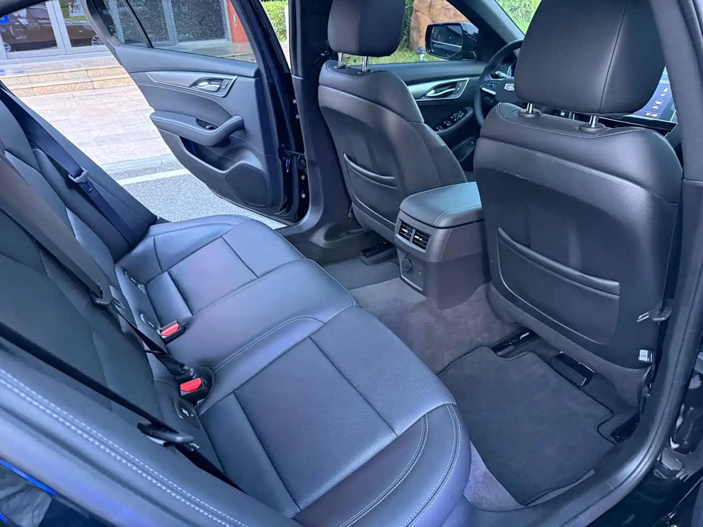 Cadillac CT5 2023 28T Luxury Style (Standard Edition) фото 12