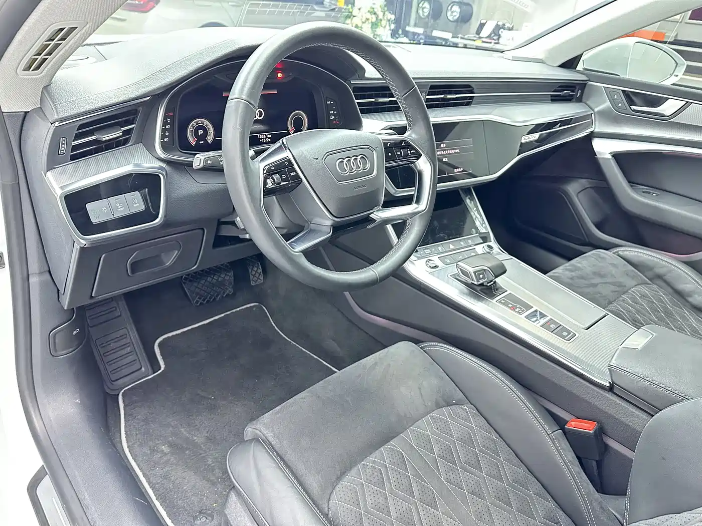 Audi A7L 2022 45 TFSI quattro S-line Vision Crystal Package фото 12