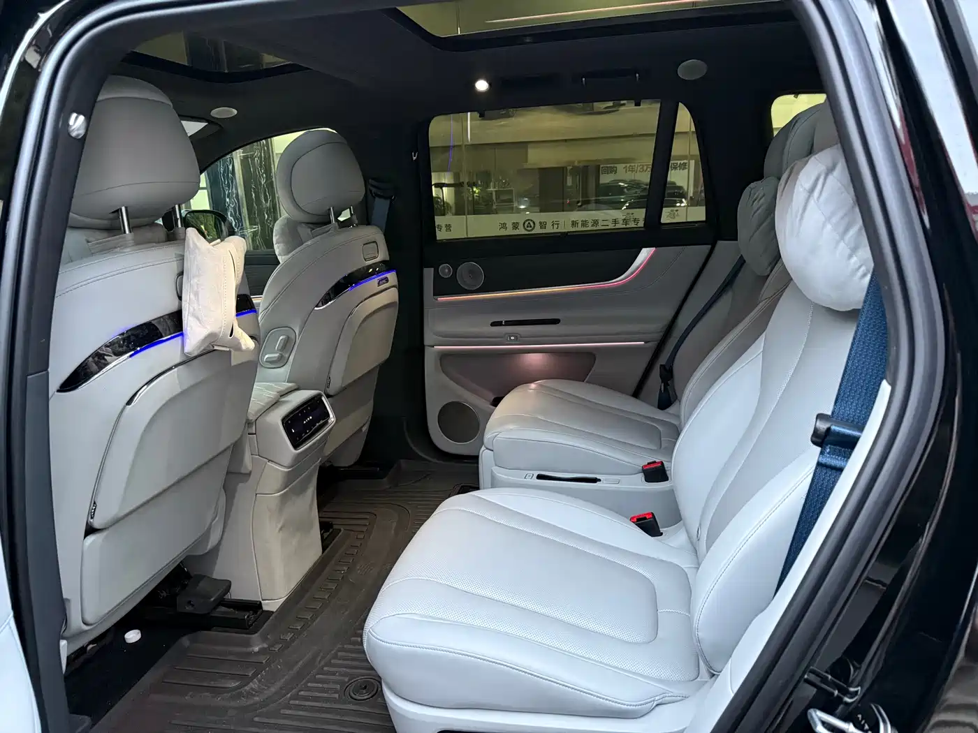AITO Wenjie AITO M9 2024 2024 Extended Range Ultra 42kWh 6-Seater