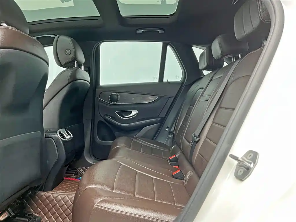 Mercedes-Benz GLC 2016 GLC 260 4MATIC Dynamic фото 15