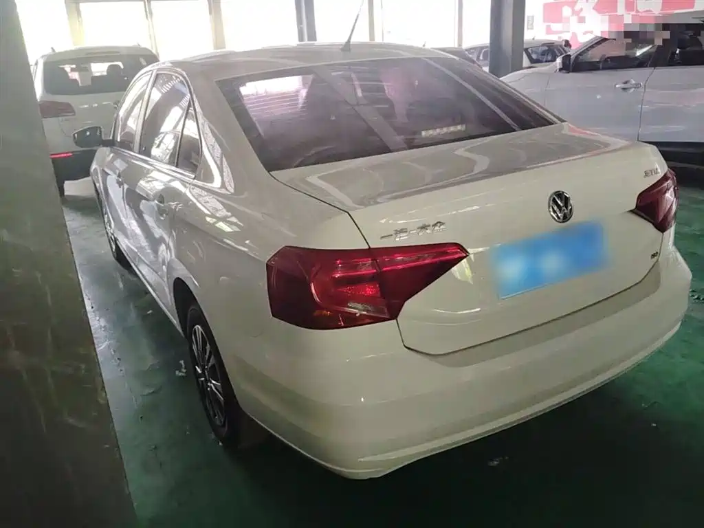 Volkswagen Jetta 2017 1.5L Manual Fashion фото 5