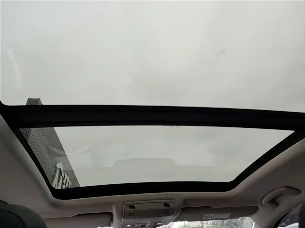 Volkswagen T-ROC 2022 280TSI DSG 2WD Comfort PLUS фото 18