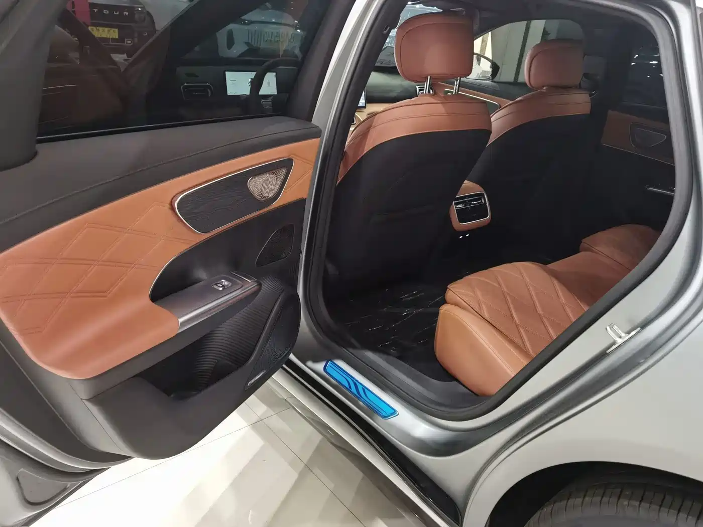 Chery Fengyun Fengyun A9L 2026 2025 260 Ultra Long Range Luxury Edition