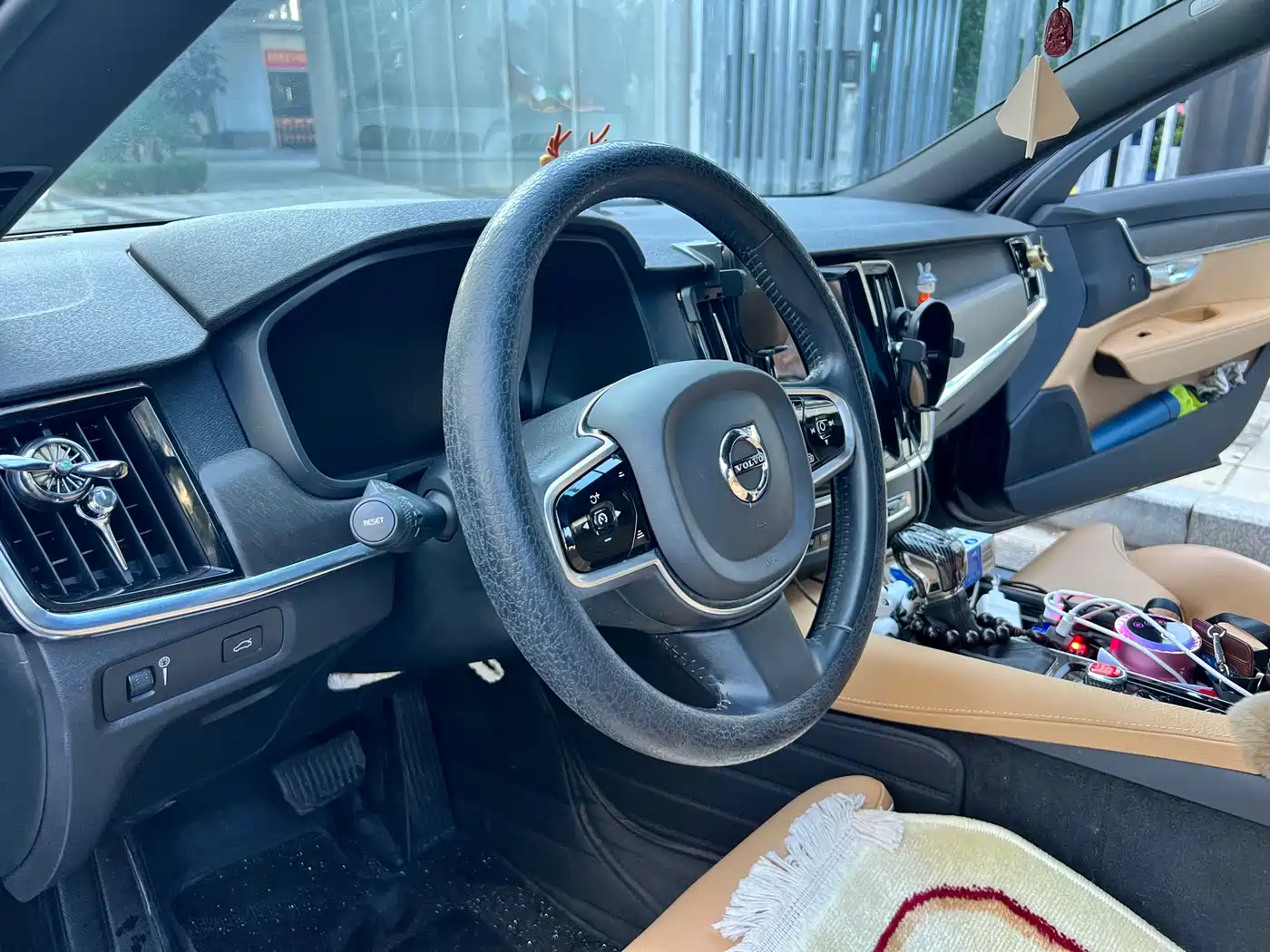 Volvo V90 2018 2017 Cross Country T5 AWD Smart Edition