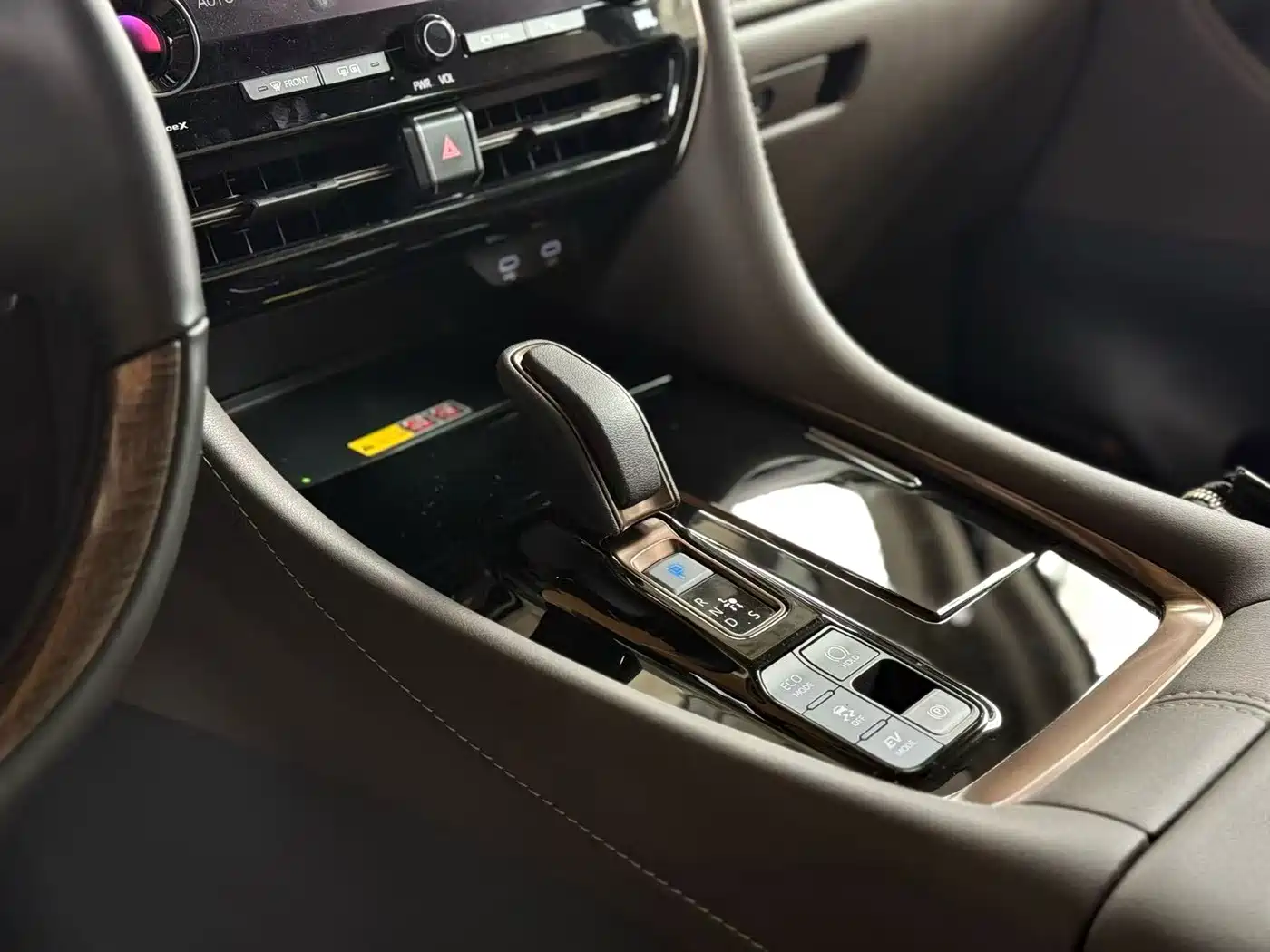 Toyota Alphard 2025 2024 Hybrid 2.5L Prestige Edition