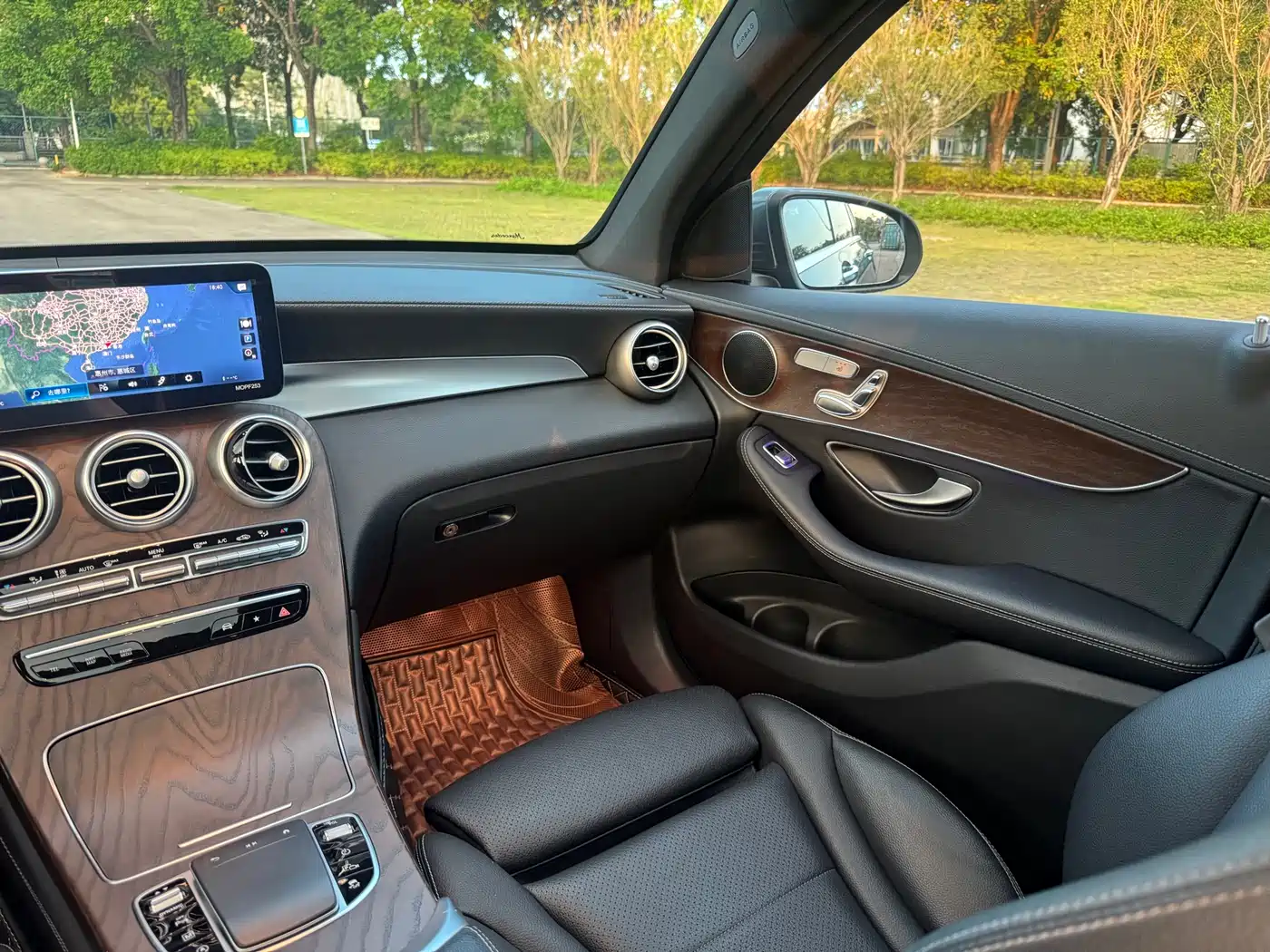 Mercedes-Benz GLC 2021 GLC 260 L 4MATIC Luxury фото 11