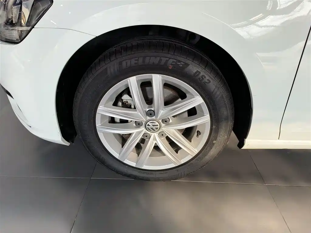 Volkswagen Golf 2018 1.6L Automatic Comfort фото 23
