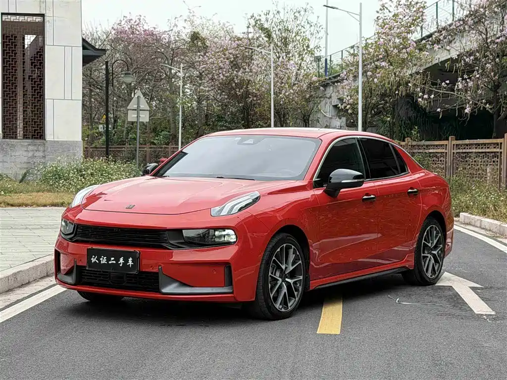 Lynk & Co 03 2021 2.0TD Auto Jin Champion Edition фото 3