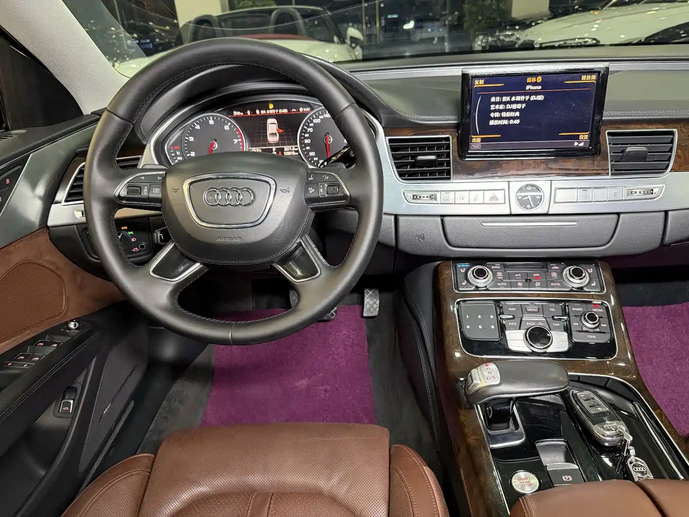 Audi A8 2014 A8L 45 TFSI quattro Luxury фото 17