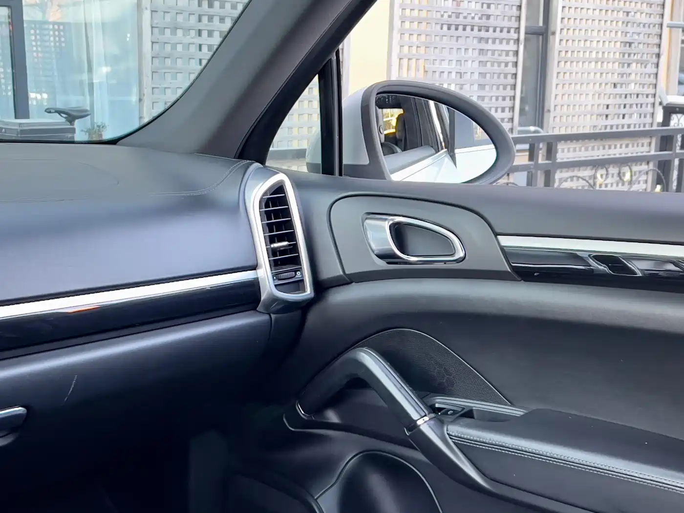 Porsche Cayenne 2011 Cayenne 3.0T фото 12