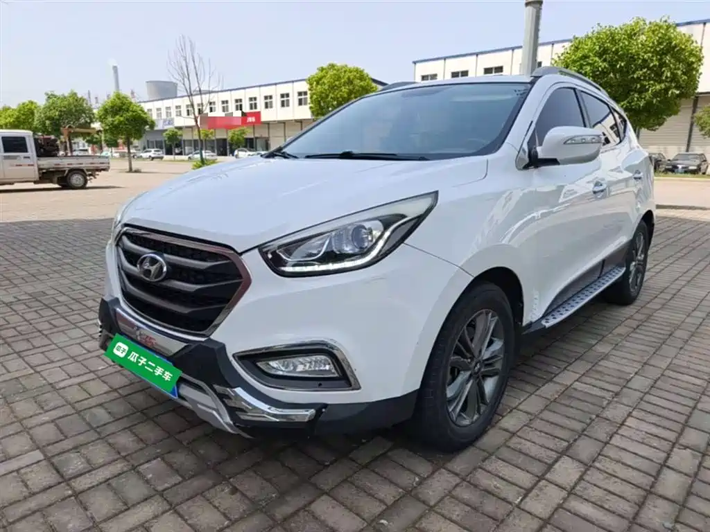 Hyundai Beijing Hyundai ix35 2015 2.0L Automatic 2WD Smart Type China IV фото 2