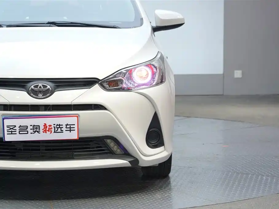 Toyota YARiS L Zhi Xiang 2017 1.5E CVT Charming Edition фото 3