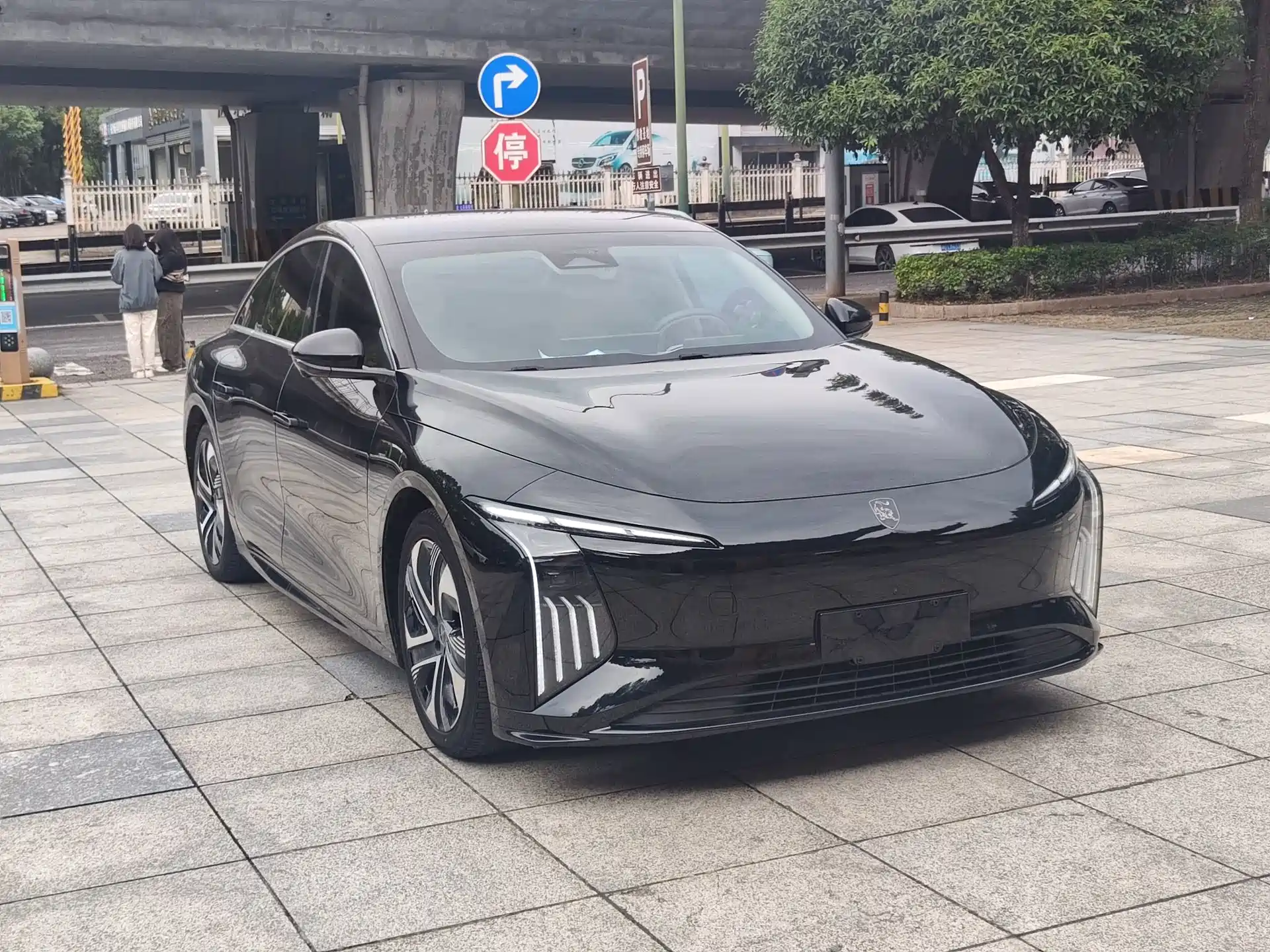 Фото 3 - Dongfeng Fengxing Stellar S7