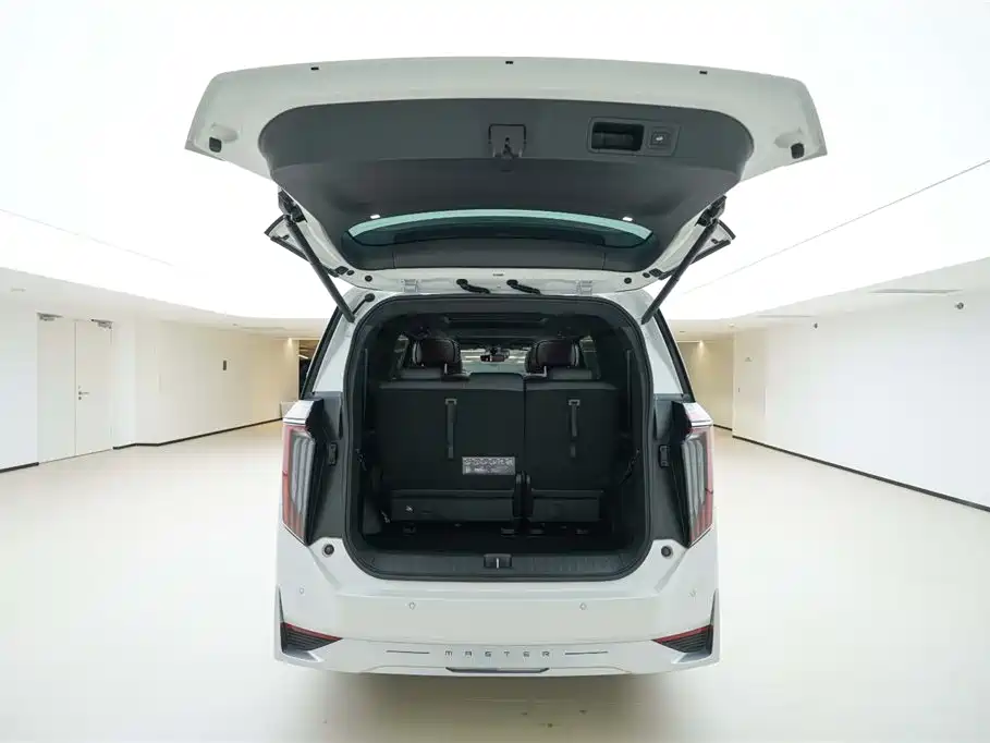 GAC Trumpchi Trumpchi M8 2023 Model Master Series 400T Flagship Edition фото 15