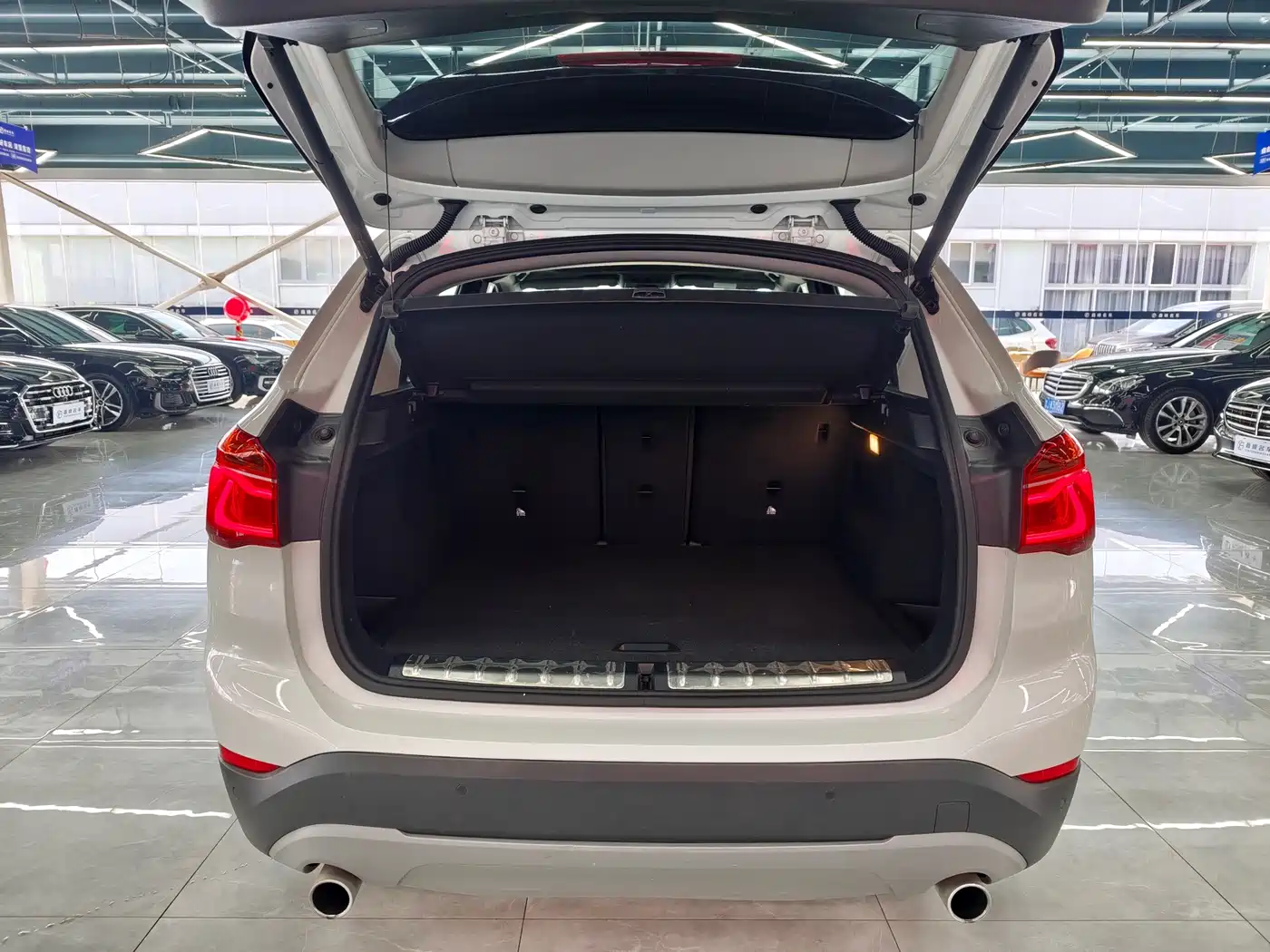 BMW X1 2019 sDrive20Li Leading Model фото 21