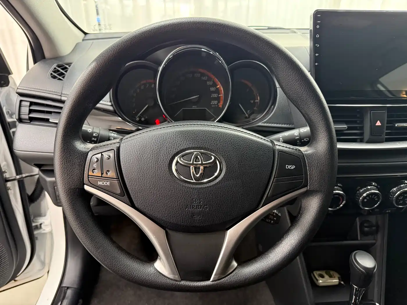 Toyota YARiS L Zhi Xuan 2022 Zhi Xuan X 1.5L CVT Luxury PLUS Edition фото 14