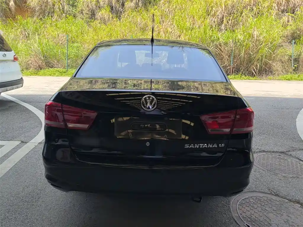Volkswagen Santana 2013 1.6L Automatic Trend Edition фото 4