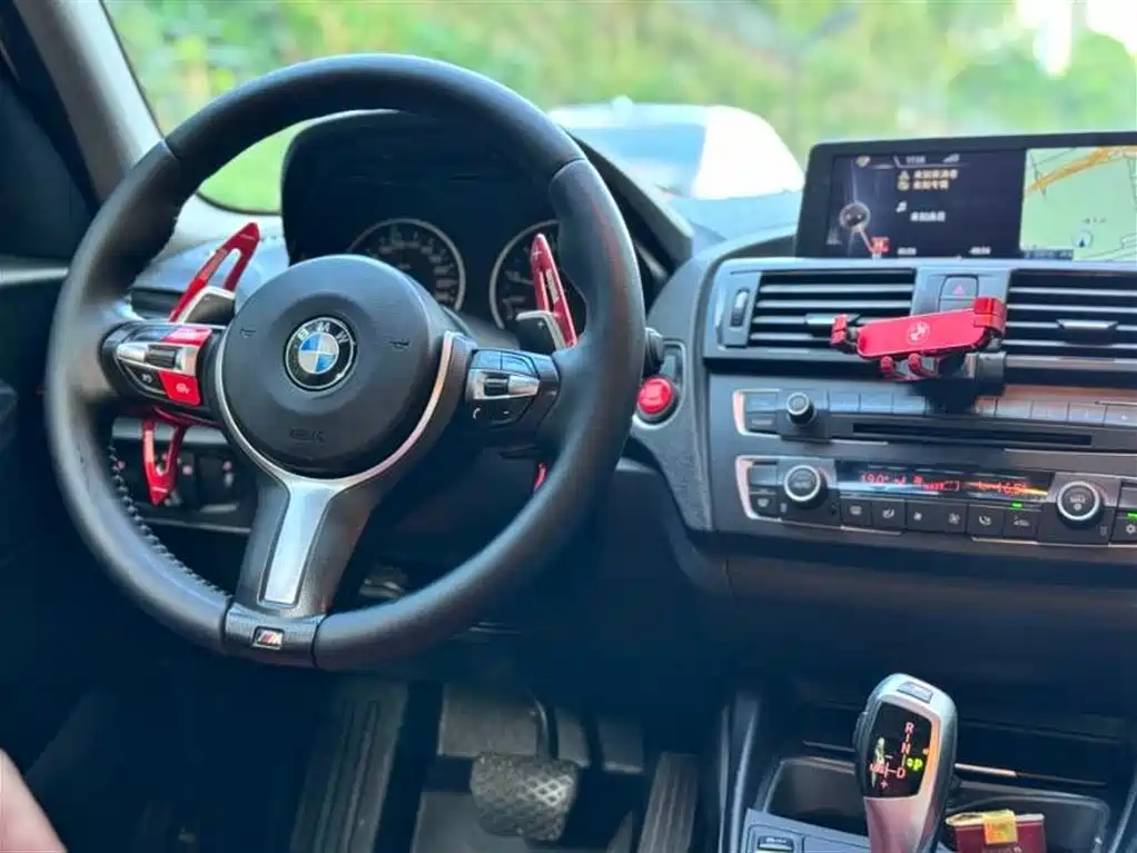 BMW 1 Series (Import) 2012 118i Sport фото 7
