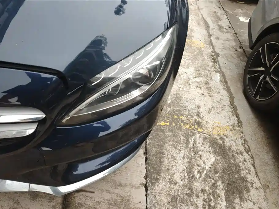 Mercedes-Benz C-Class 2015 Facelift C 200 L Sport фото 5