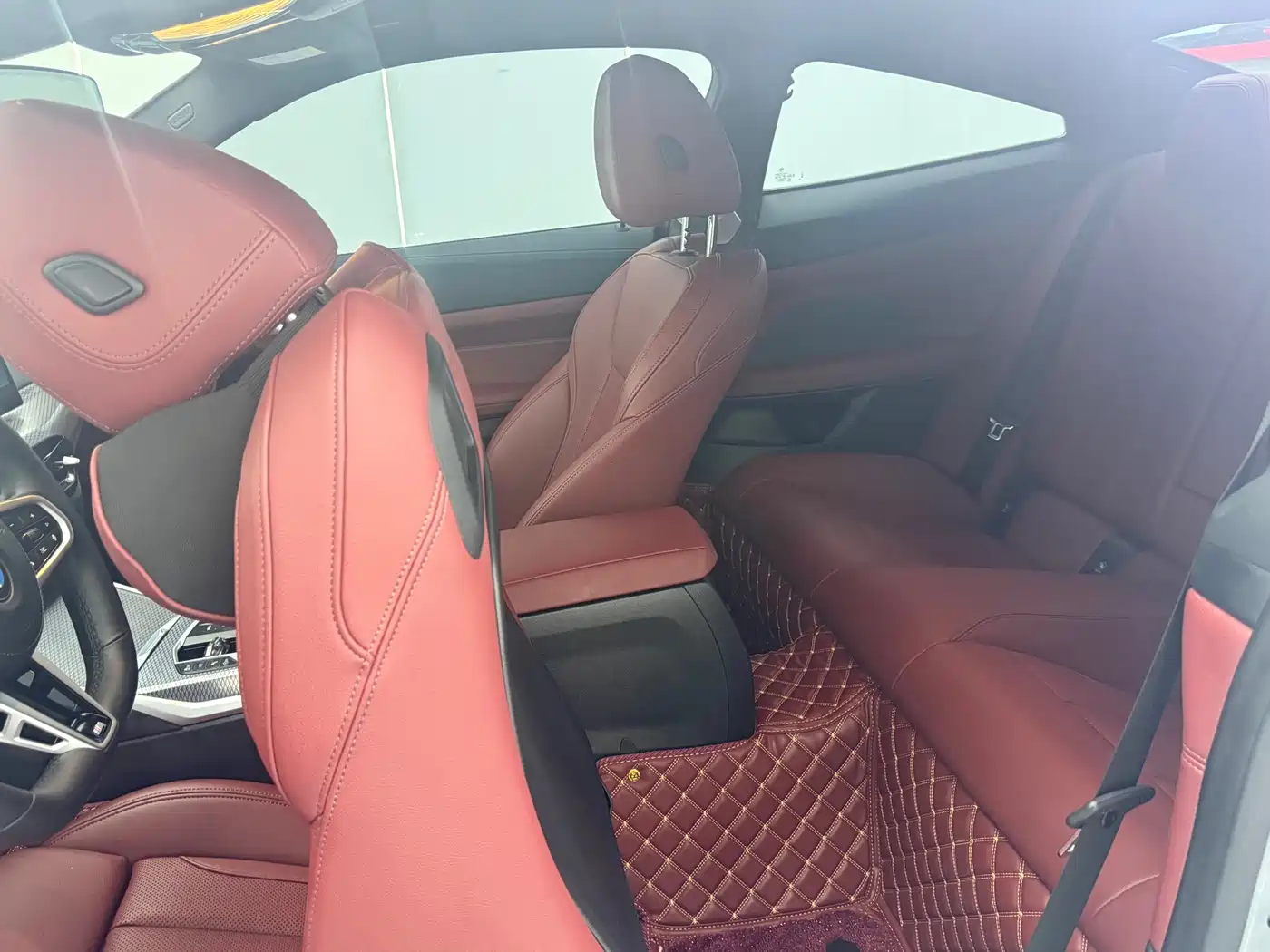 BMW 4 Series 2024 430i M Sport Shadow Edition фото 11