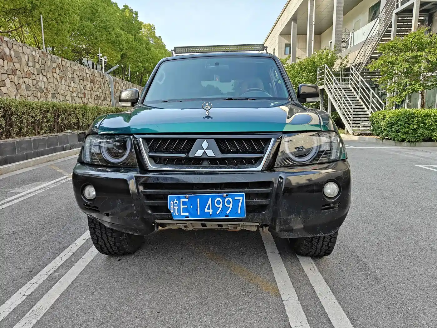 Mitsubishi Pajero 2011 Mitsubishi Pajero V73 3.0L MT GLS фото 2