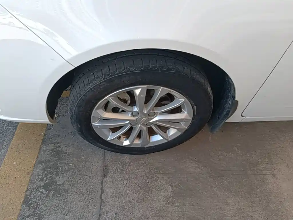 Photo 23 - Geely Vision