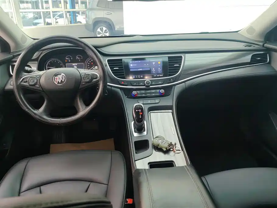 Buick LaCrosse 2021 652T Luxury Edition фото 12