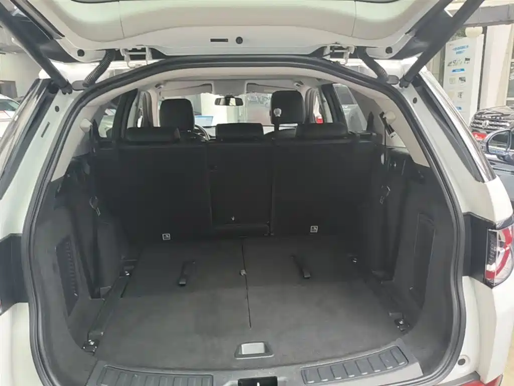 Land Rover Discovery Sport 2016 2.0T HSE фото 19