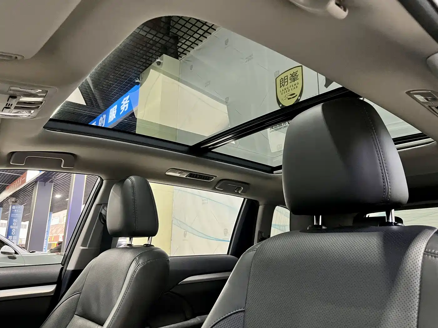 Toyota Highlander 2017 2.0T 2WD Premium 7-Seater фото 13