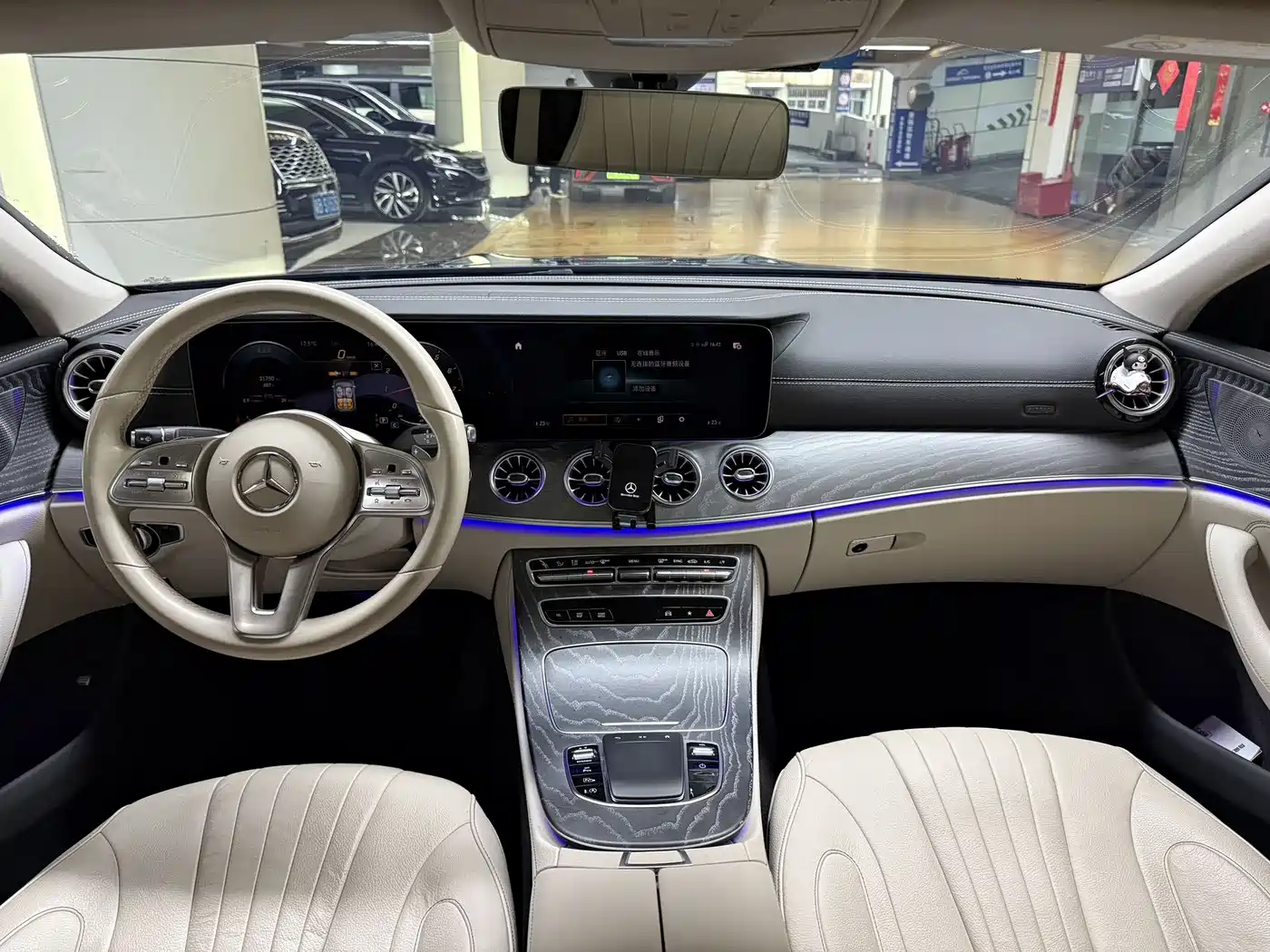 Mercedes-Benz CLS 2021 CLS 300 Sport фото 16
