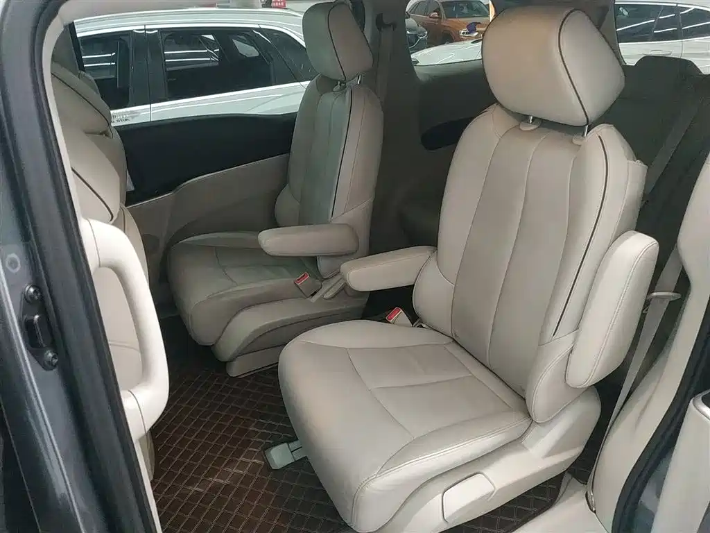 Buick GL8 2021 Land Business Class 652T Luxury фото 14