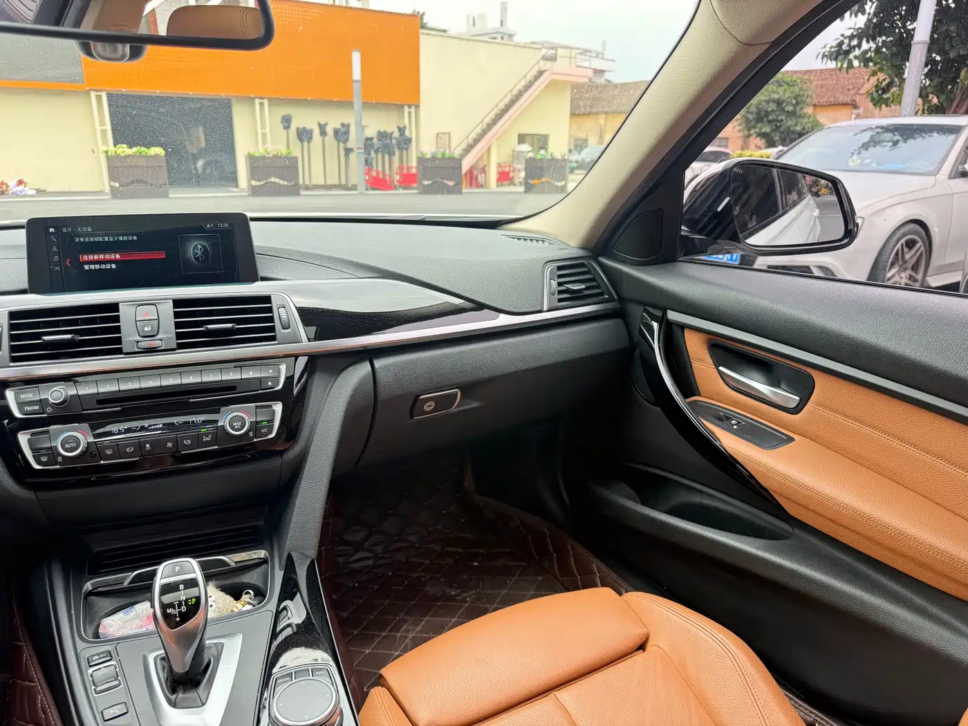 BMW 3 Series 2018 320Li Leading M Sport Package фото 10