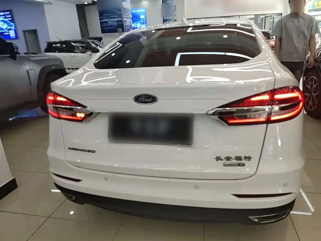 FORD MONDEO