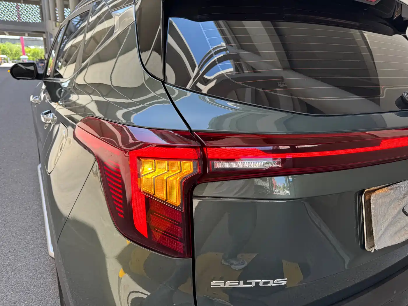 Kia Seltos 2023 1.5L CVT Premium Edition фото 24
