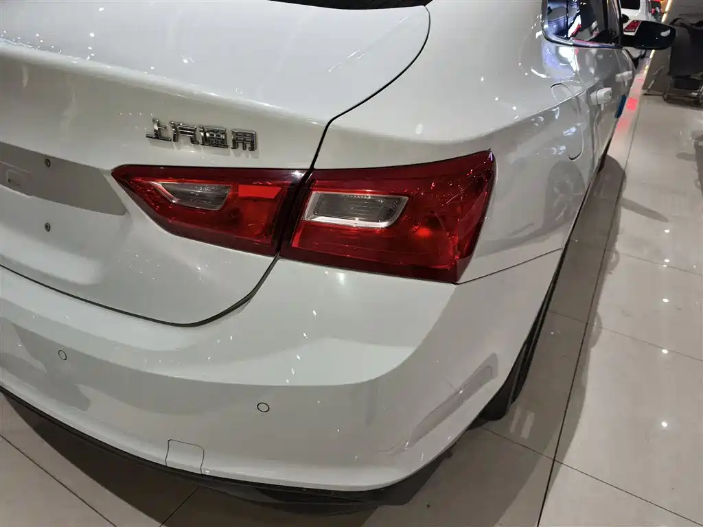 Chevrolet Malibu XL 2017 1.5T Auto Sport Edition фото 24