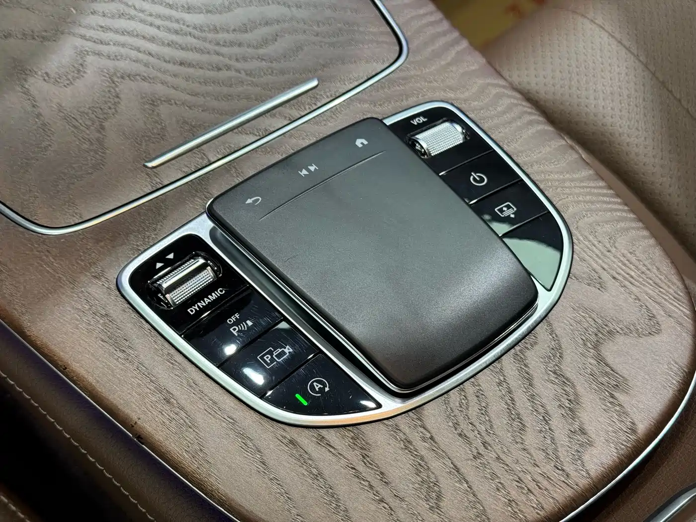 Mercedes-Benz E-Class 2023 E 300 L Luxury фото 14