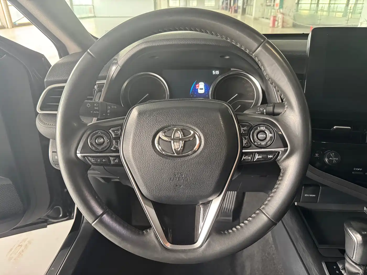 Toyota Camry 2021 2.0G Luxury Edition фото 9