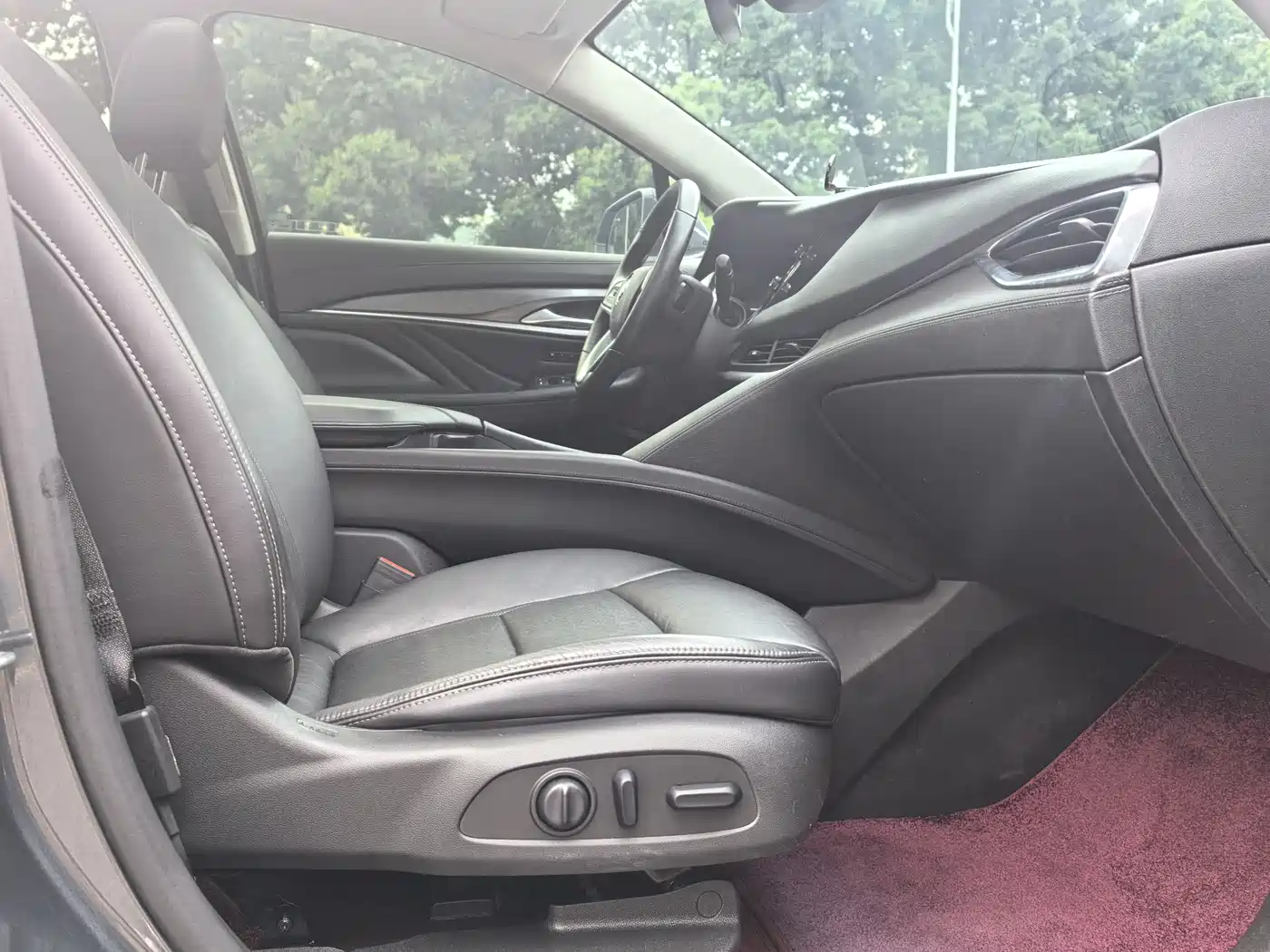 Buick Enclave 2020 28T 4WD Premium Model фото 17