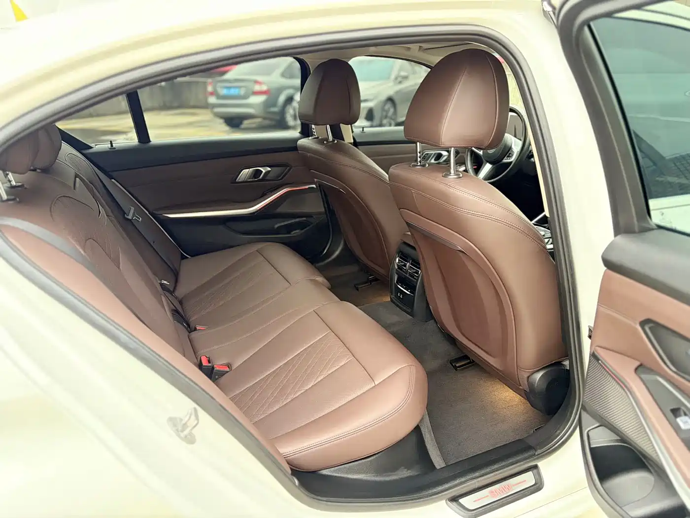 BMW i3 2022 eDrive 35 L фото 11