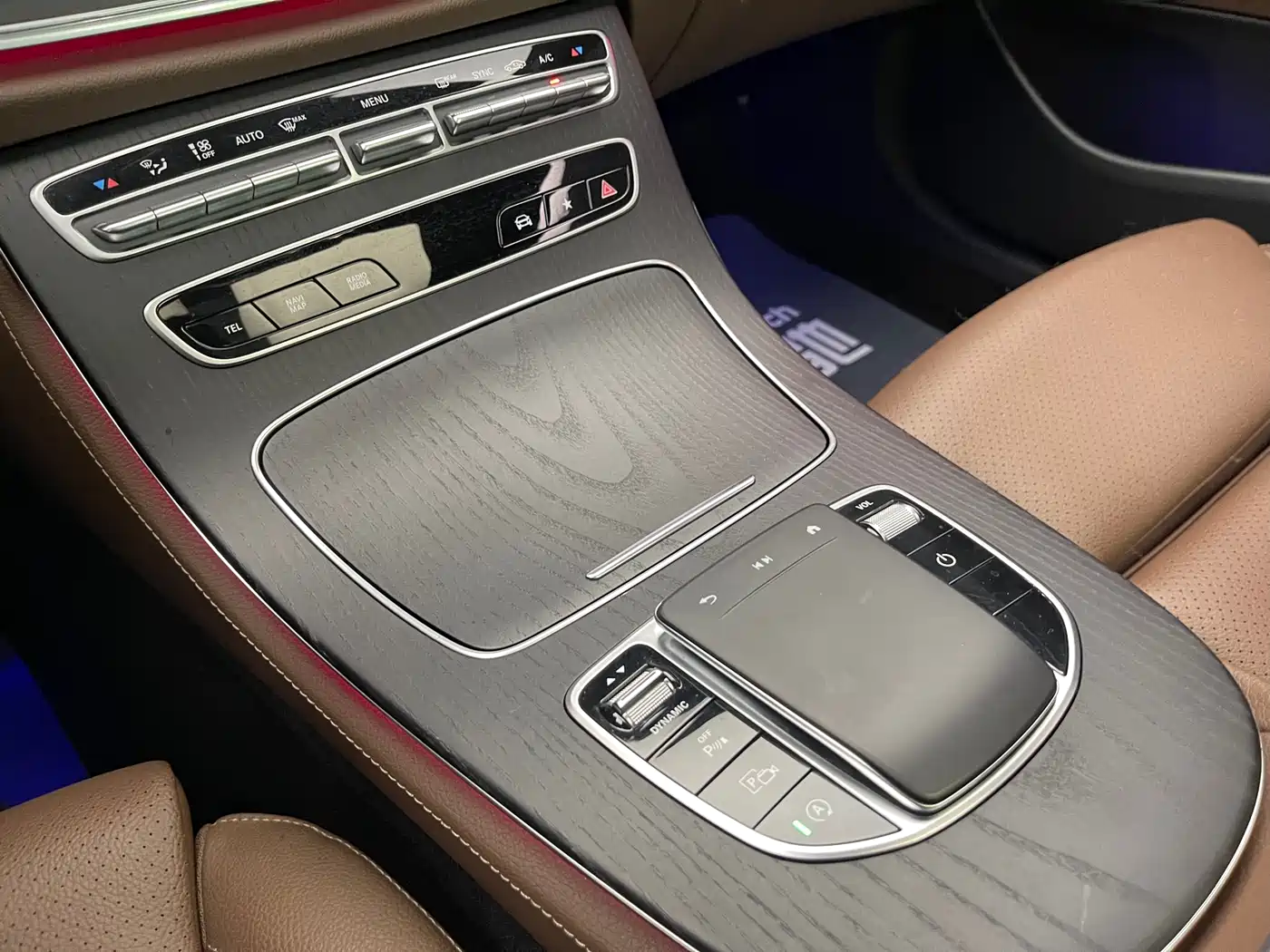 Mercedes-Benz E-Class 2023 Facelift E 260 L Sport фото 20