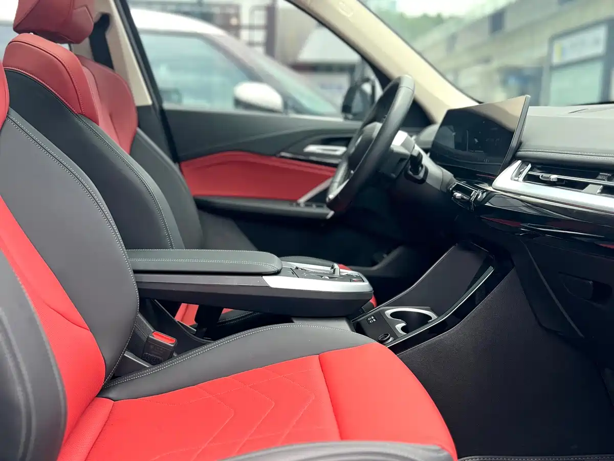 BMW iX1 2023 eDrive25L X Design Package фото 6