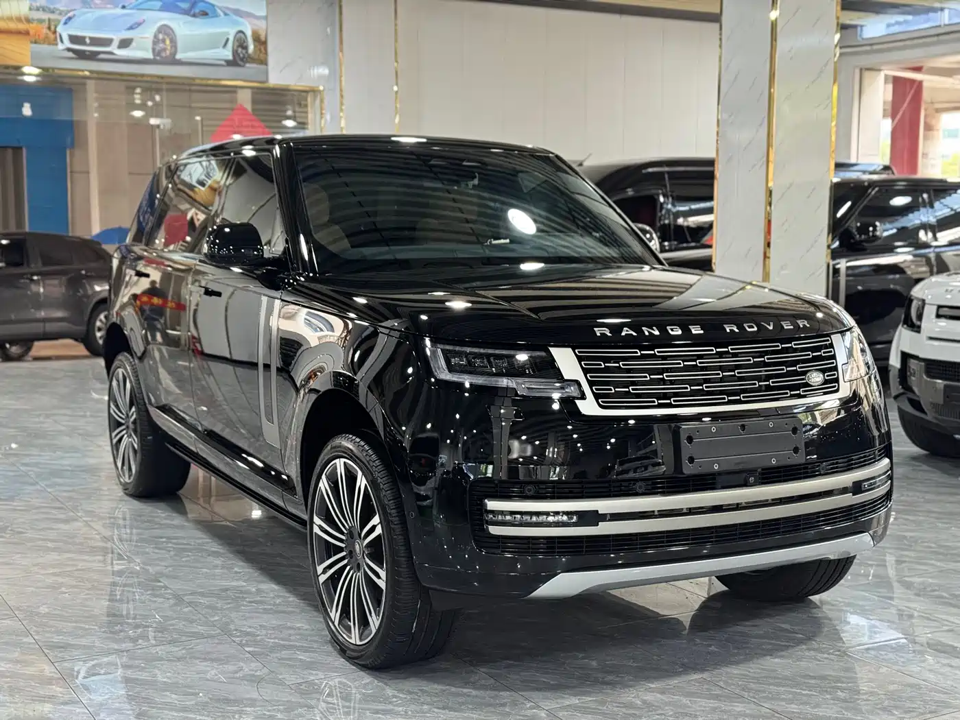 Land Rover Range Rover 2025 2025 3.0 L6 400PS Flourishing Era Extended Wheelbase