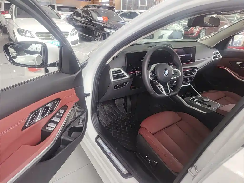 BMW 3 Series 2025 325Li M Sport Package фото 16