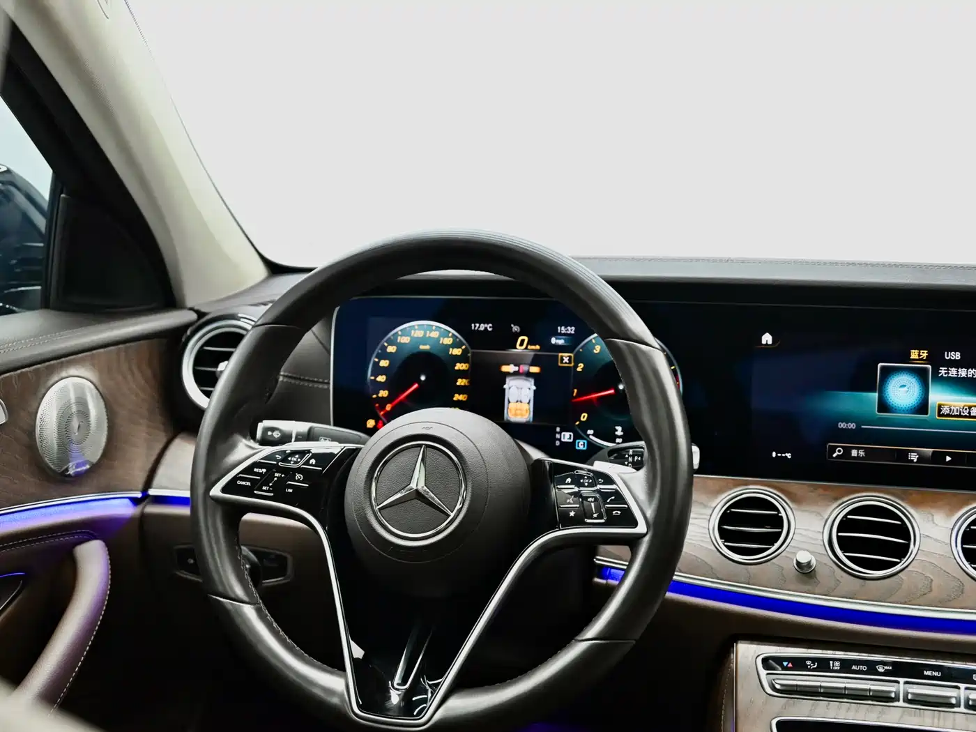  E CLASS