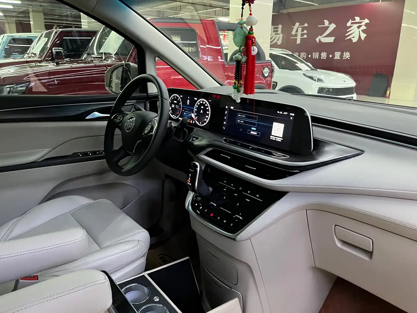 Buick GL8 2020 Model ES Landglory 653T Comfort фото 14