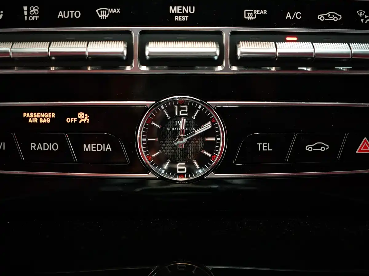 Mercedes-Benz G-Class AMG 2021 AMG G 63 фото 17